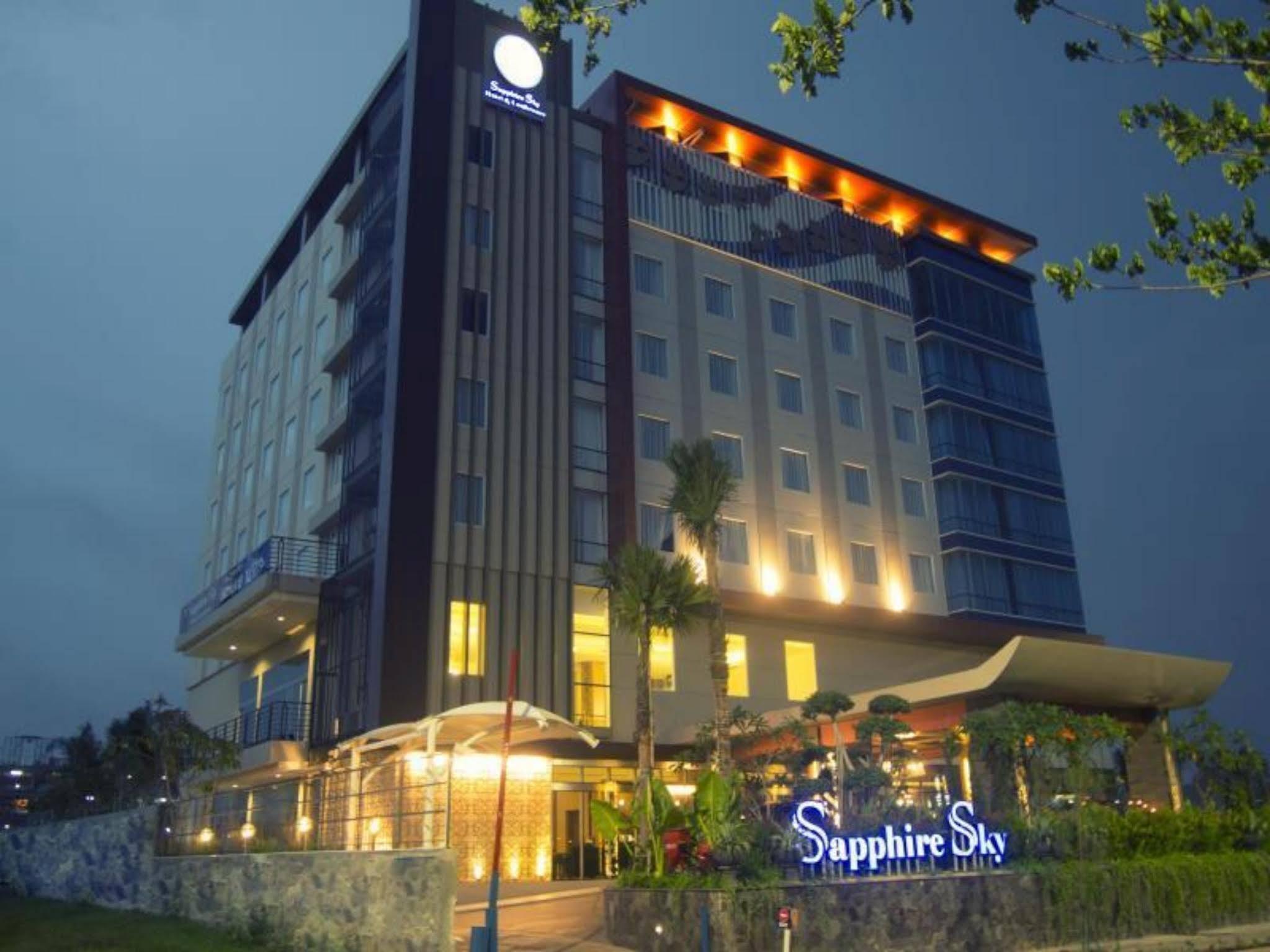 Sapphire Sky Hotel & Conference Serpong Dış mekan fotoğraf