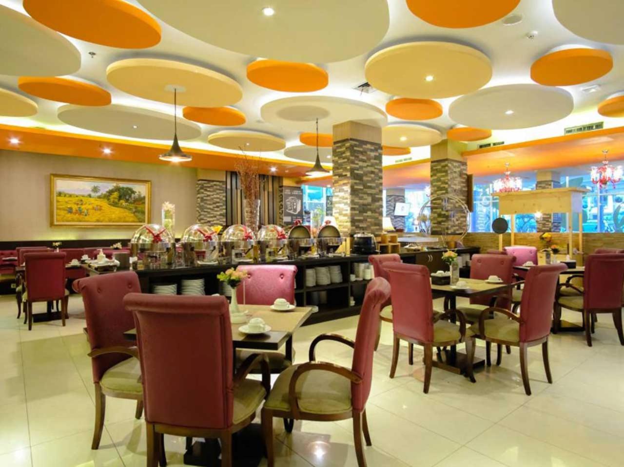 Sapphire Sky Hotel & Conference Serpong Dış mekan fotoğraf