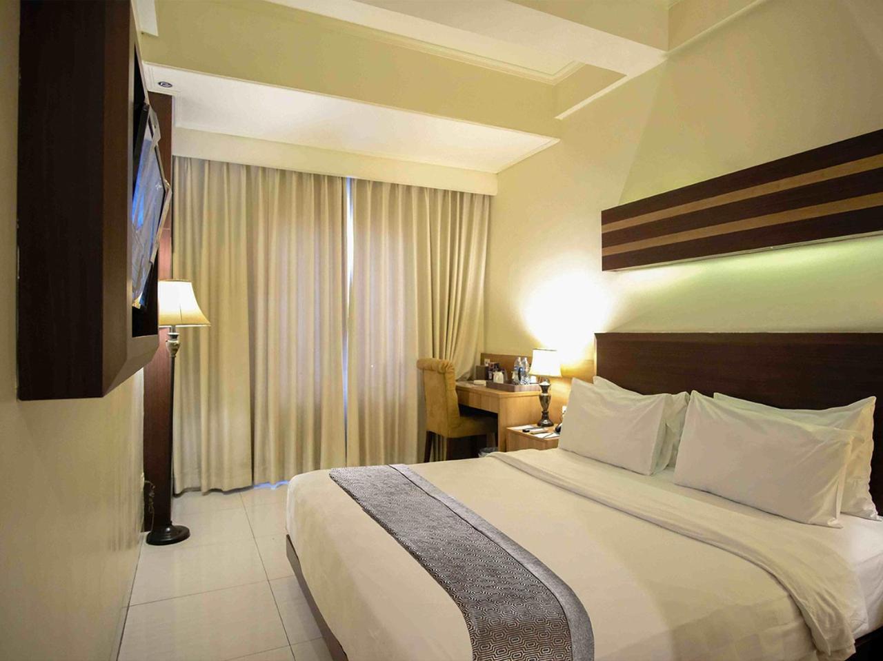 Sapphire Sky Hotel & Conference Serpong Dış mekan fotoğraf