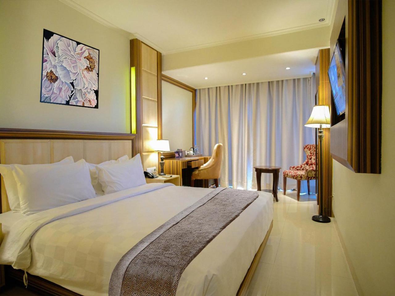 Sapphire Sky Hotel & Conference Serpong Dış mekan fotoğraf